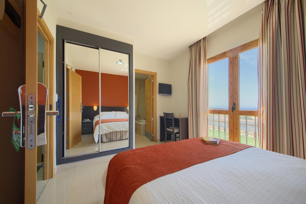 La Mirada Hotel